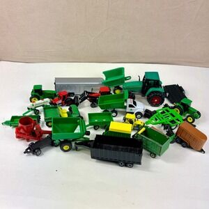 Lot of 20+ ERTL Diecast Toy Farm Vehicles‎ Tractors Trailers John Deere
